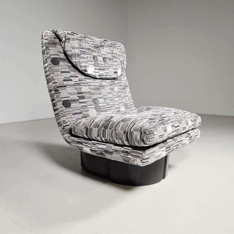 Fabric and Fiberglass Comfort Armchair by T. Ammannati & G.P. Vitelli, Italy, 1970s