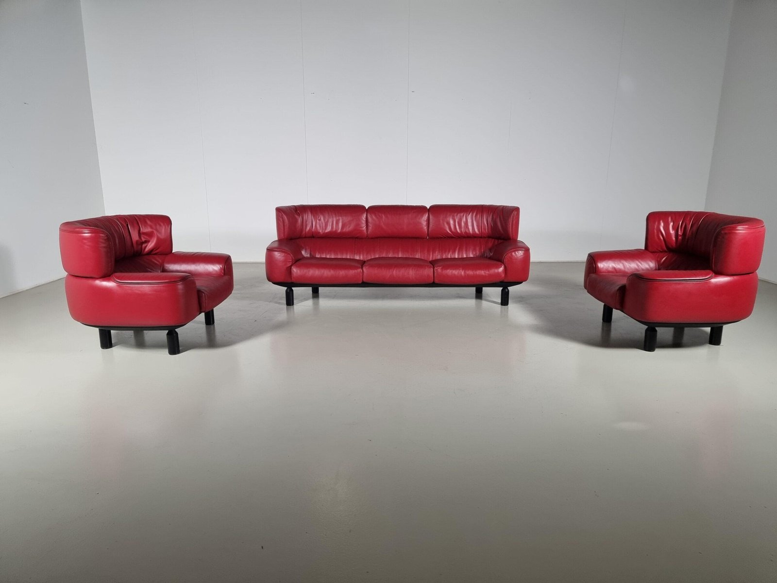 Italian Bull Sofa by Gianfranco Frattini for Cassina, 1980s - Image 9
