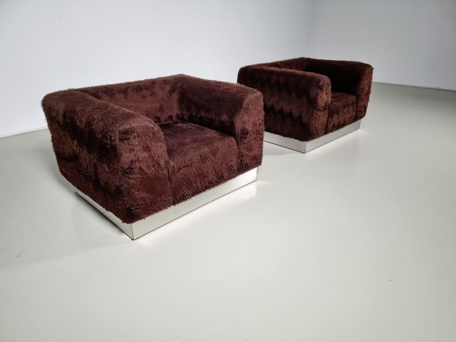 Italian Chrome Plated Lounge Chairs with Faux Fur, 1970, Set of 2 - Image 2