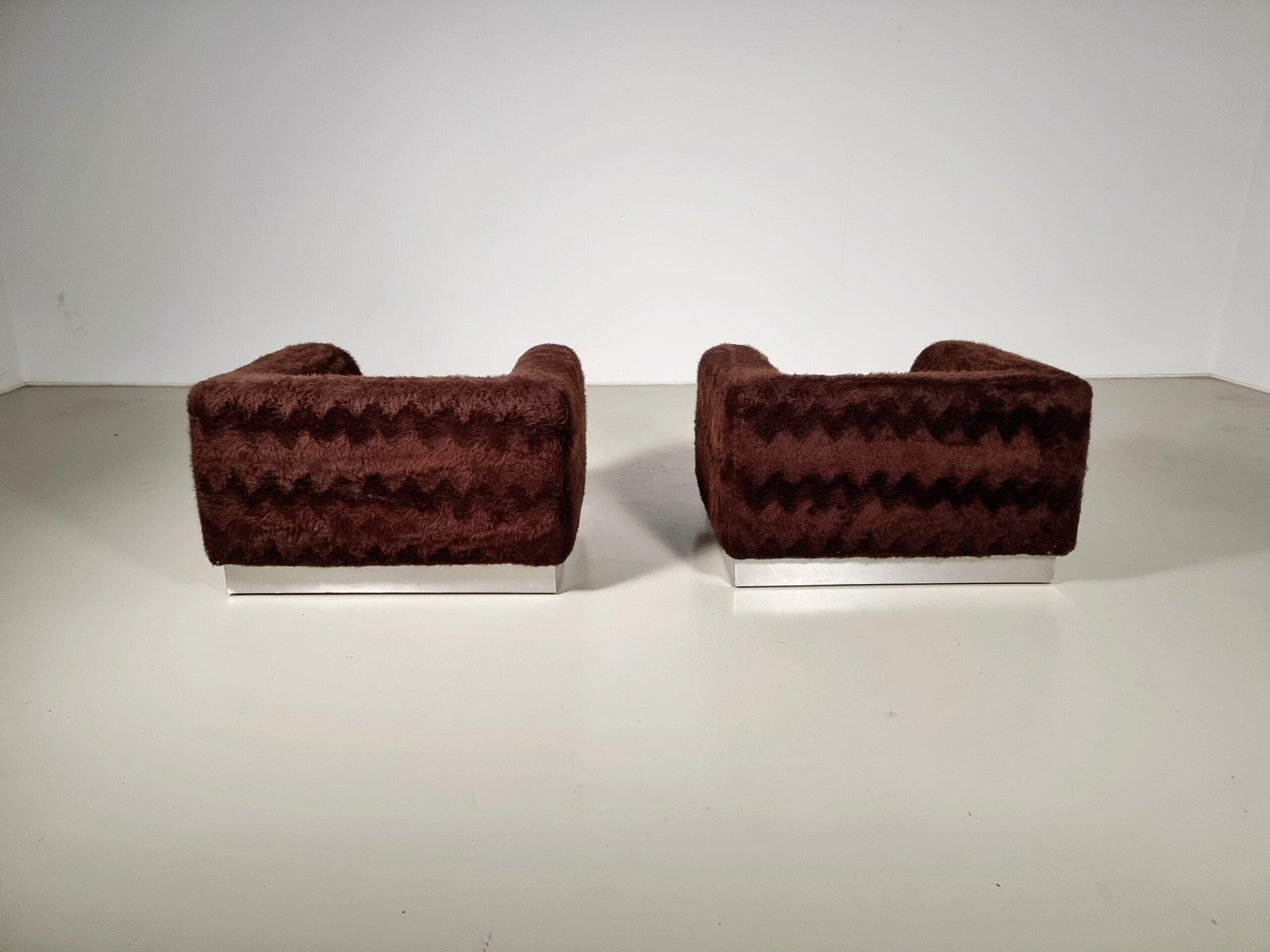 Italian Chrome Plated Lounge Chairs with Faux Fur, 1970, Set of 2 - Image 6
