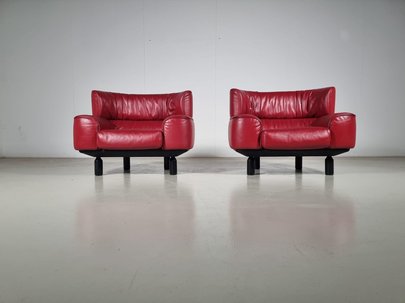 Vintage Bull Chairs by Gianfranco Frattini for Cassina, 1980s, Set of 2 - Image 2