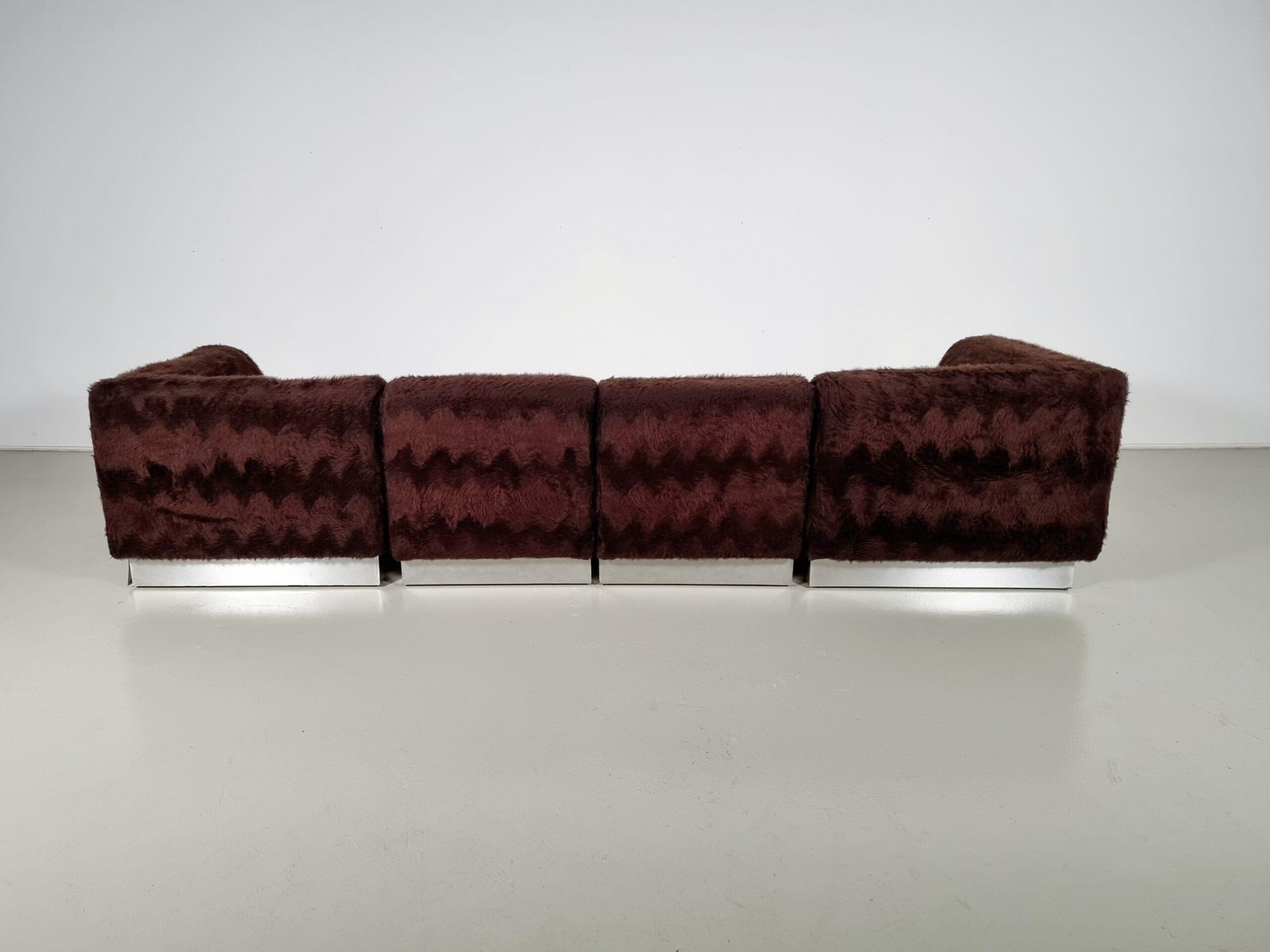 Vintage Italian Chrome Plated Sectional Sofa with Faux Fur, 1970 - Image 4